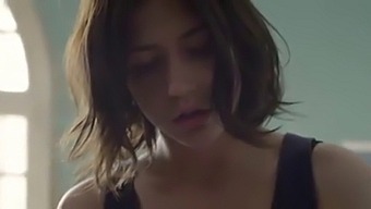 Adele Exarchopoulos In Steamy 2016 Video